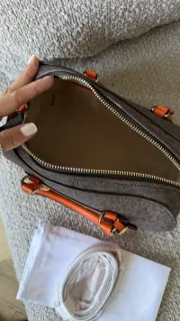 Сумка Michael Kors Jet Set Travel