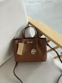 Сумка Michael Kors Carson
