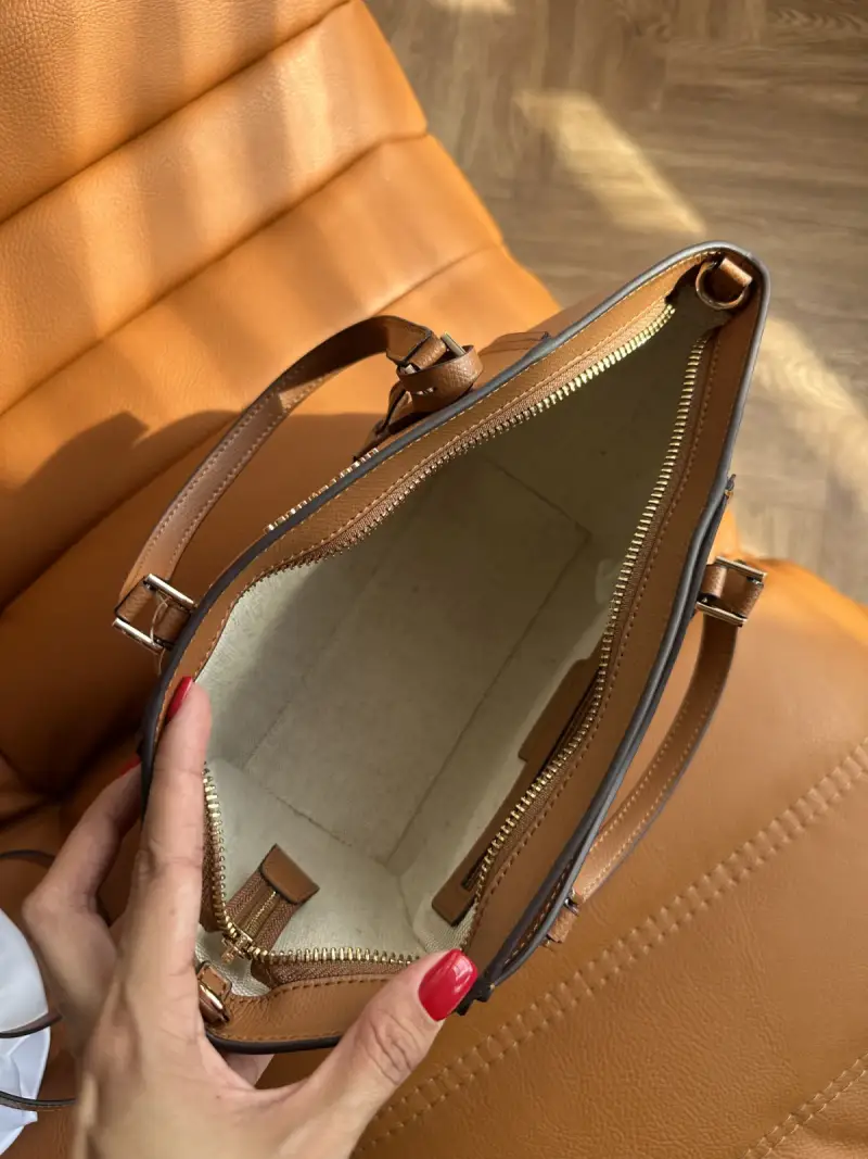 Сумка Michael Kors Taryn