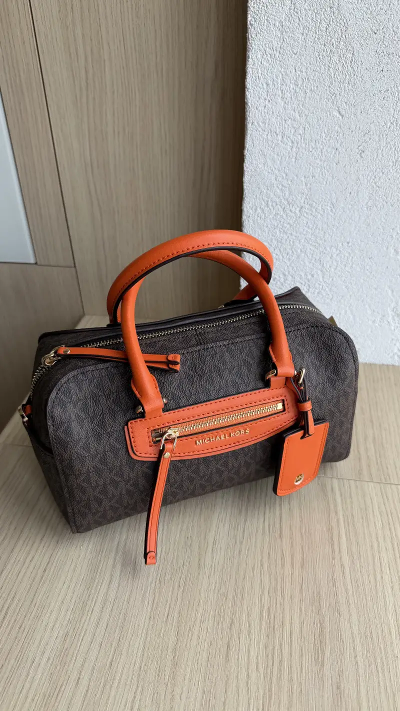 Сумка Michael Kors Jet Set Travel